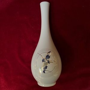 Vintage Otagiri Bearded Iris Bud Vase 7.5” Tall